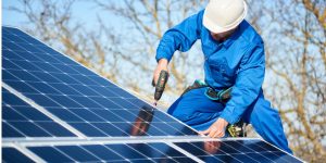 Installation Maintenance Panneaux Solaires Photovoltaïques à Epineux-le-Seguin